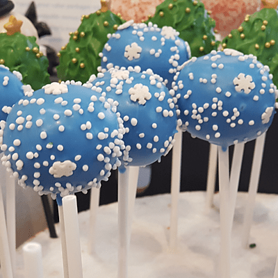 Custom Cake Pops
